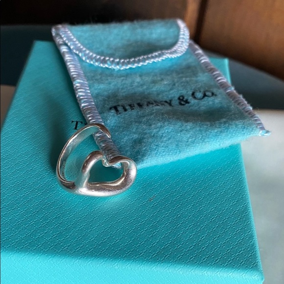 ❤️TRADED❤️Tiffany & Co. Elsa Peretti Open Heart Ring - Picture 2 of 13